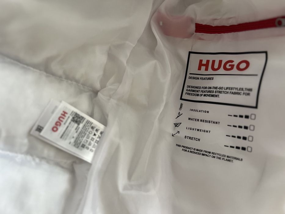 Vesta Hugo Boss,noua cu eticheta+o curea cadou la alegere!