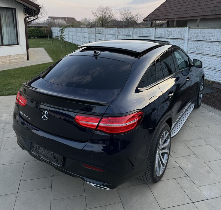 Mercedes Gle Coupe 350d Amg Designo Alcantara Pano Masaj Carbon Full