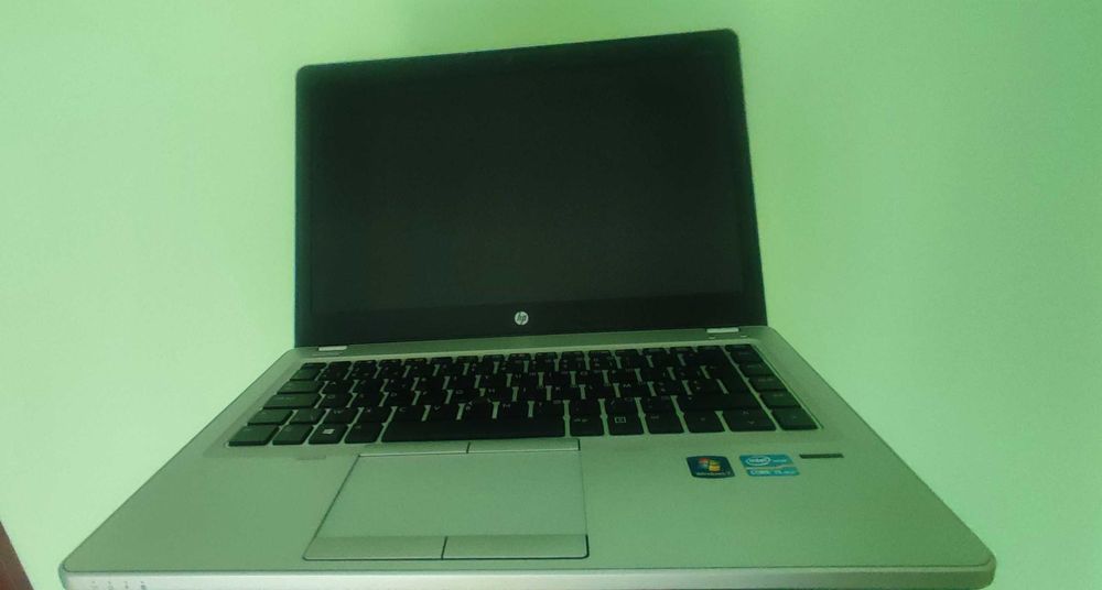 Hp folio 9470m laptop