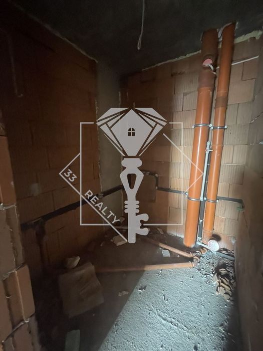 Продава се Двустаен апартамент в Пловдив, Гагарин - 72 кв.м за 1084 €/кв.м - Снимка #3