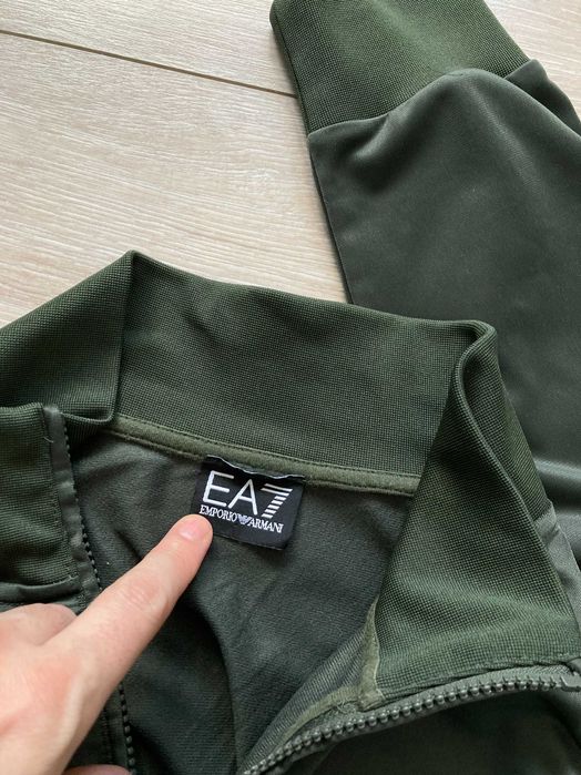 EA7 Emporio Armani мъжко зелено горнище горница размер L / XL