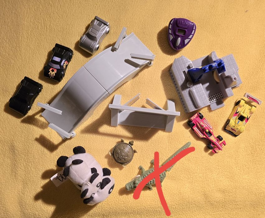 McDonald's и Nesquik Играчки