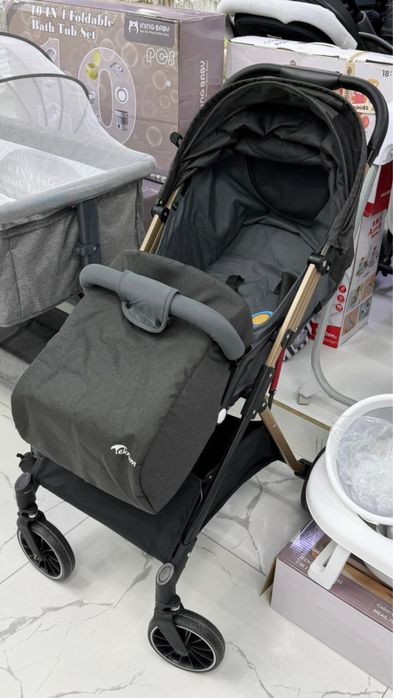 Продам коляску Новый