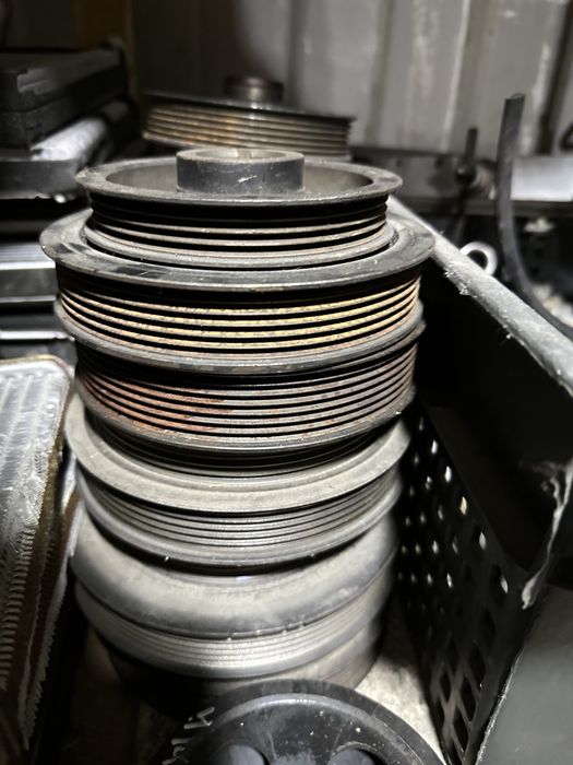 Шкиф коленвала Nissan Maxima a32