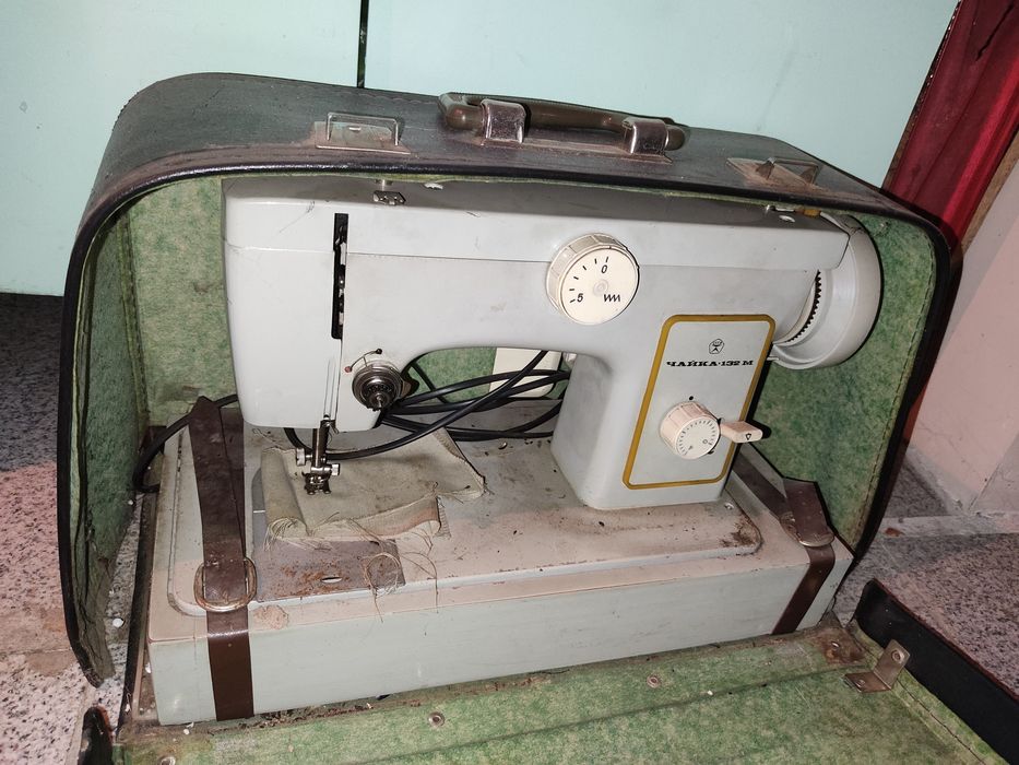 Швейная машинка чайка