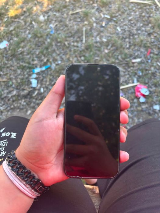Vand/schimb iphone 15