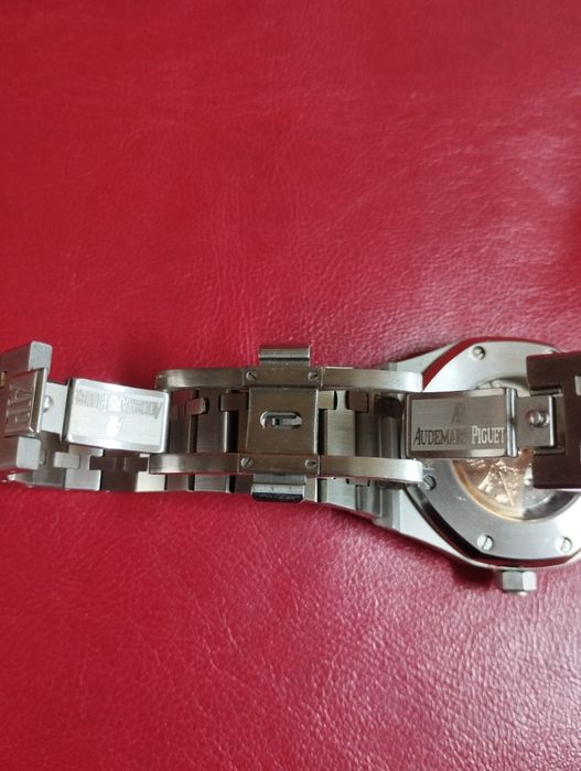 Швейцарски механичен часовник нов