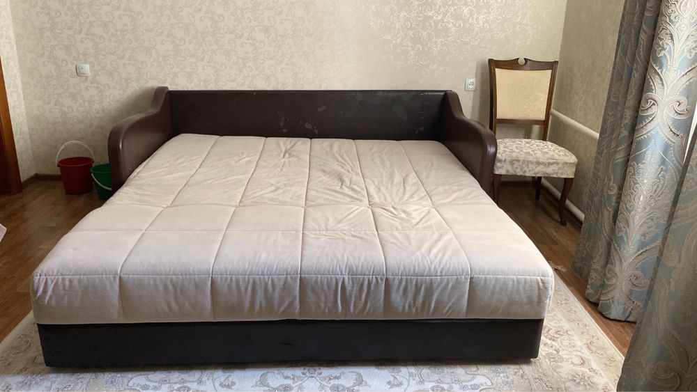 Продам диван в хорошем состоянии