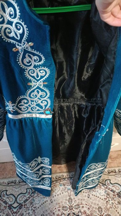 Продаётся камзол жане аяк киім