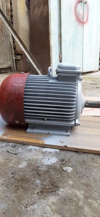 Электродвигатель