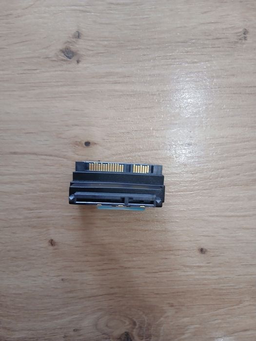 Adaptor SATA 22 pini T-M unghi 90 grade jos