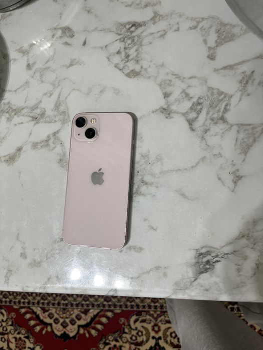 Продам Айфон 13 256г