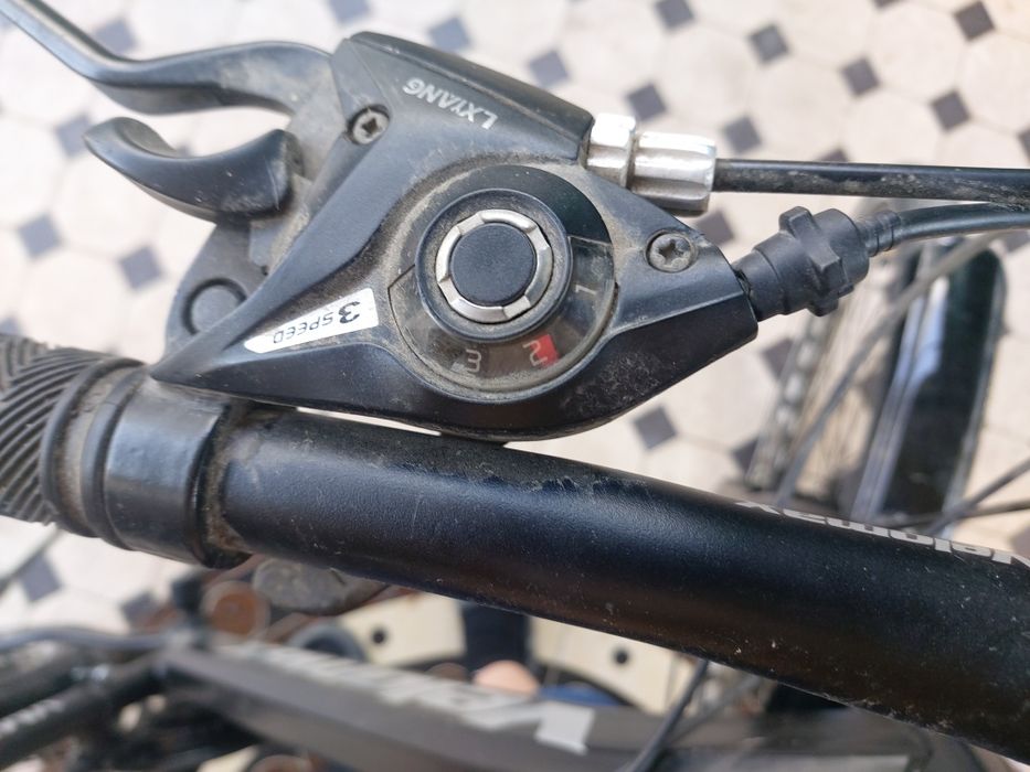 Велик скоростной спортивный