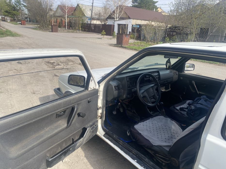 Продаю Volkswagen Golf 2