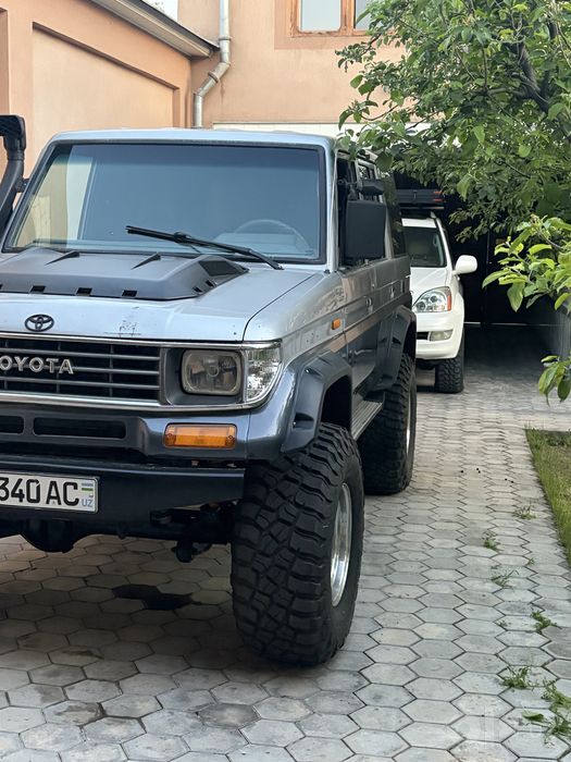 продается  Toyota 76 -70
