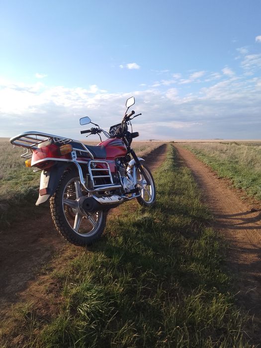 Продам мотоцикл honda wayang


---

Продаётся м