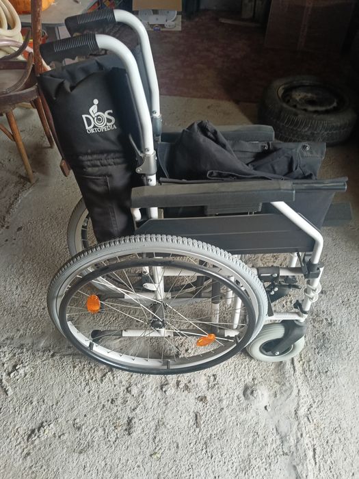 Инвалидная коляска