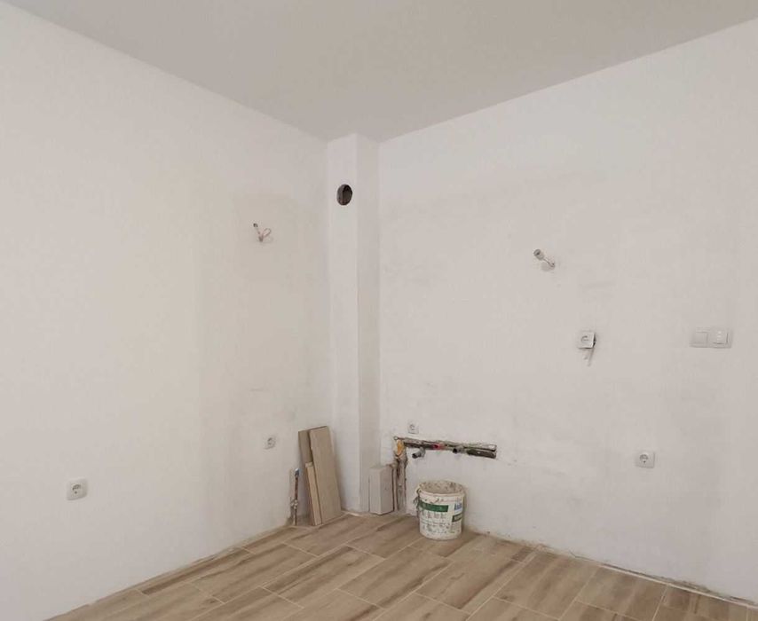 Продава се Двустаен апартамент в Велико Търново, Бузлуджа - 66 кв.м за 1637 €/кв.м - Снимка #3