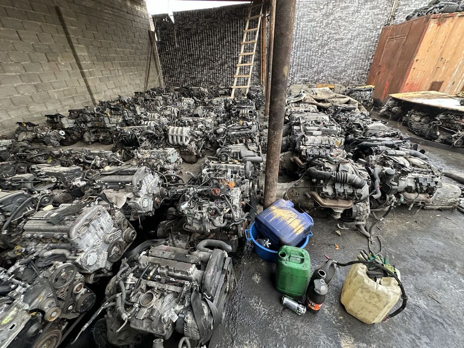 Матор Двигатель каробка акпп мкпп