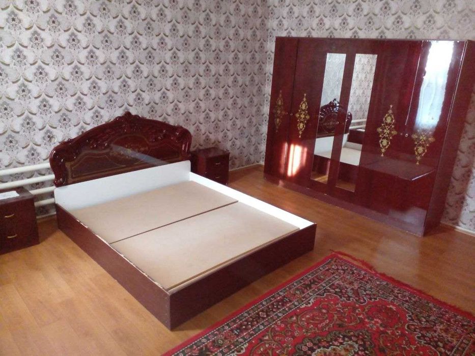 Продайся уютный дом в городе Янгиюль