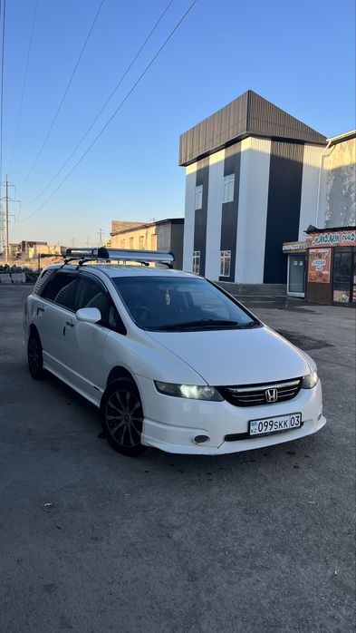 Продам машину Honda Odyssey absolute