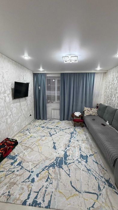 Продам 2 ух комнатную квартиру