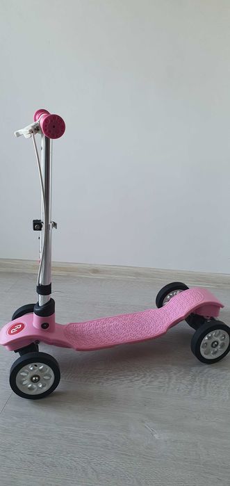 Тротинетка ROLL RUN с четири колела