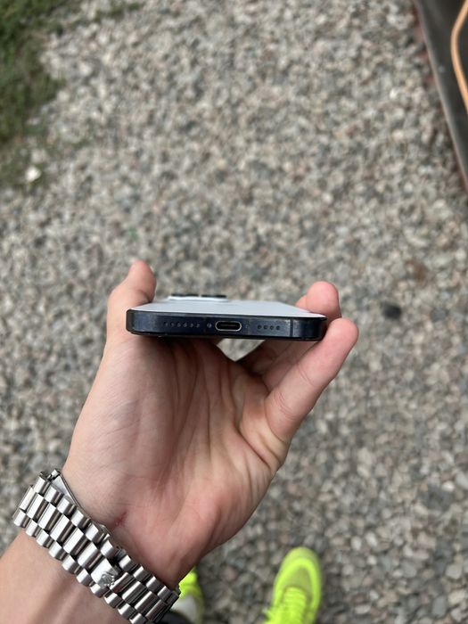 Iphone 15 pro max 256gb 86%