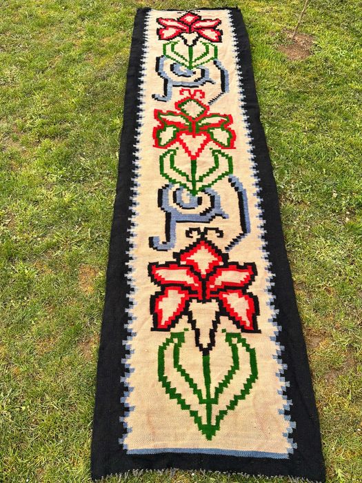 Вълнена Черга,Красиви Цветове