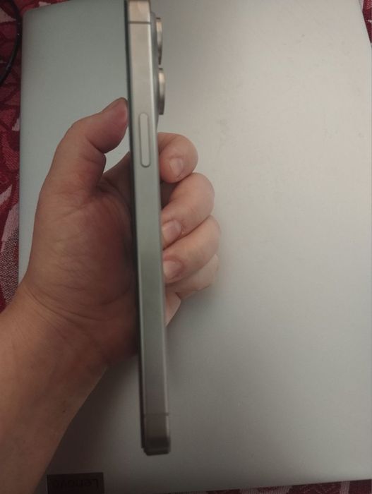 Iphone 15 Pro max 256 xotira srochno sotiladi