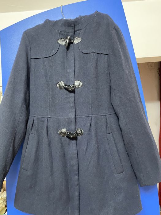 palton de stofa, perfect pentru iarna, tine de cald