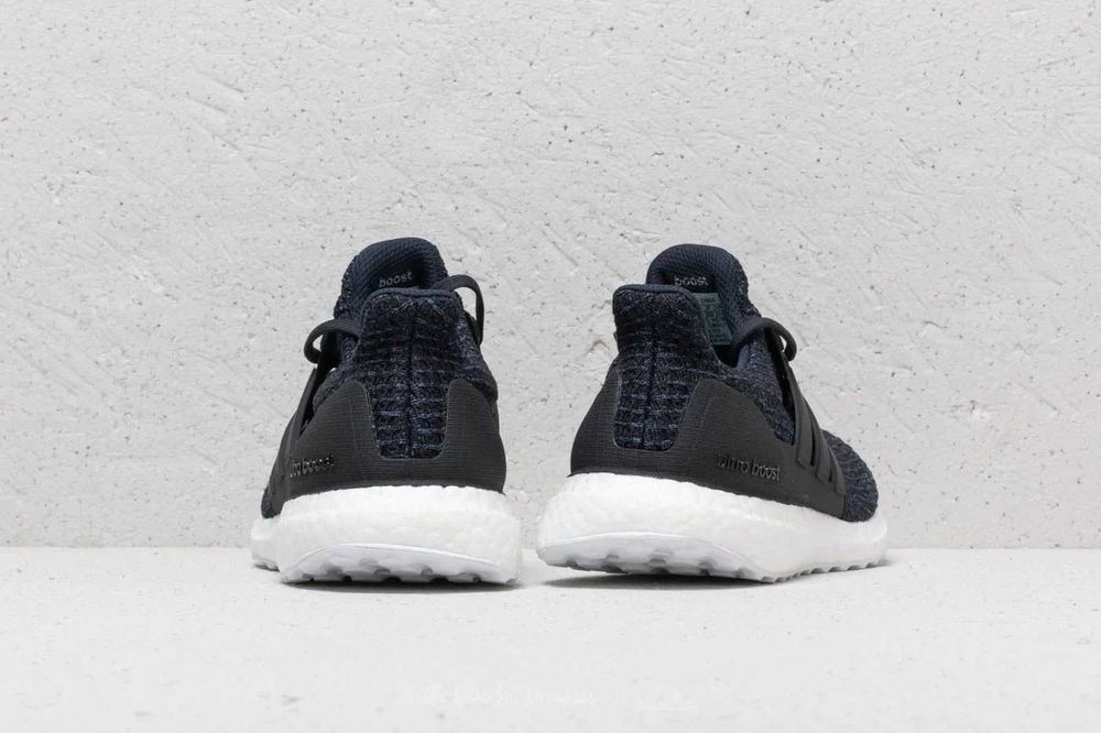 Дамски маратонки  ADIDAS ULTRABOOST PARLEY  Оригинални  EU37 1/3