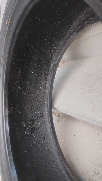 Гума зимна 265/45 R21