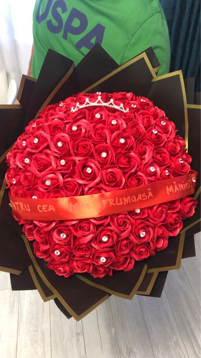 Buchet 101 trandafir de sapun