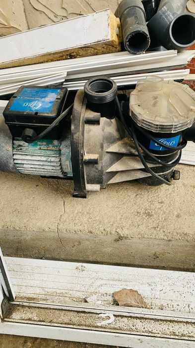 Продается водиной насос в отлич в рабочем состояние