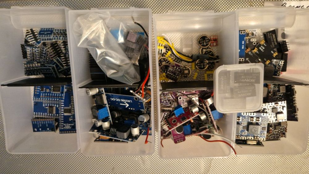 ESP32 / Arduino компоненти – релета, дисплеи, сензори, захранвания и модули