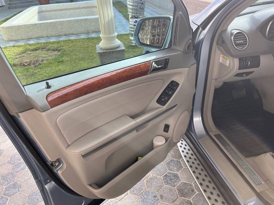 Mersedes bens ml 350 v otlichnom sostoyani probeg 102000 kl