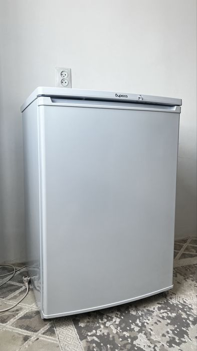 Продам небольшой холодильник