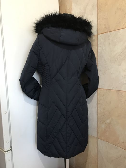 Geaca dama grosa cu gluga si blana