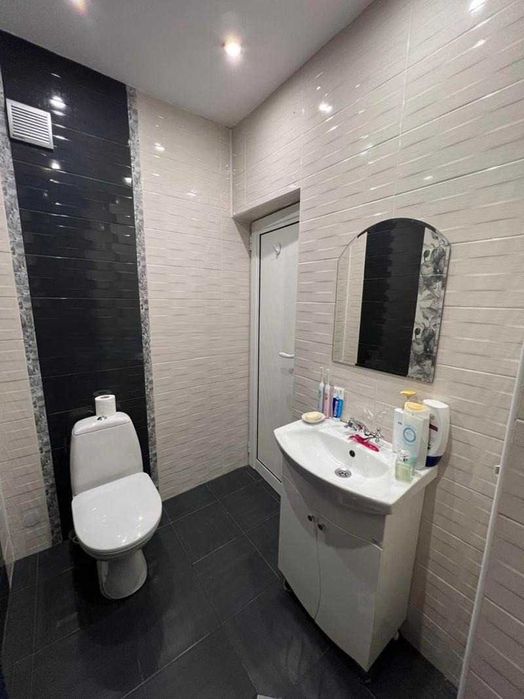 Продава се Двустаен апартамент в София, Захарна фабрика - 60 кв.м за 2009 €/кв.м - Снимка #4