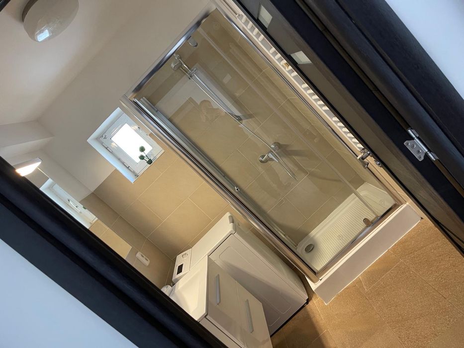 Inchiriez apartament 2 camere - Campina, PH