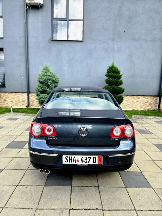 Passat  Limuzină  2L Diesel 140 Cp  Recent adus Nr tzol valabile 30 zile  împecabilă