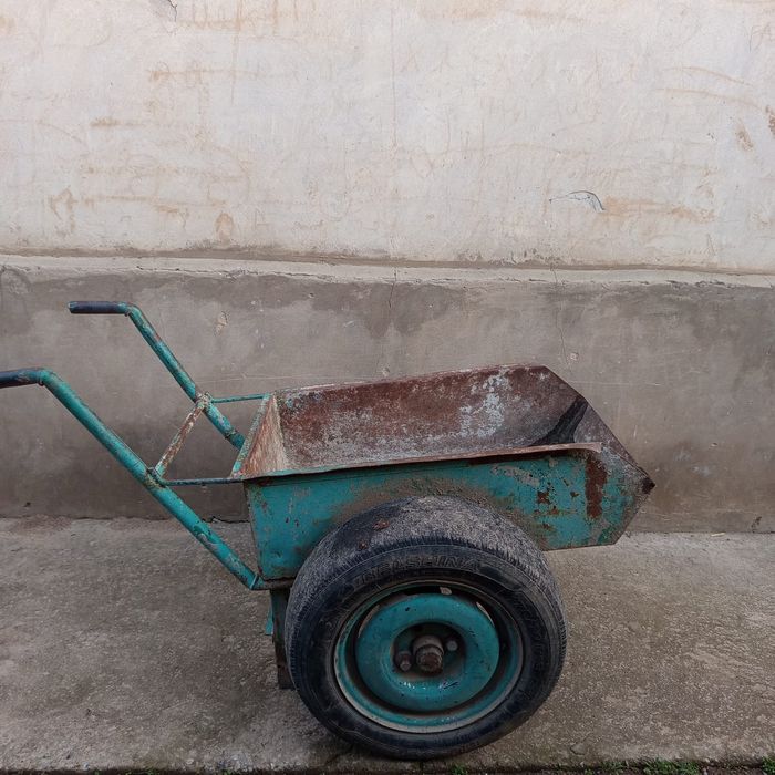 Ручной тачки балон