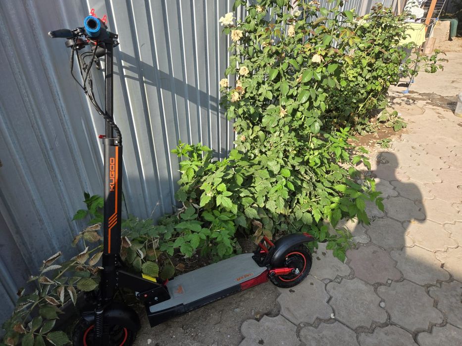 Электросамокат KUGOO M4 Pro черный