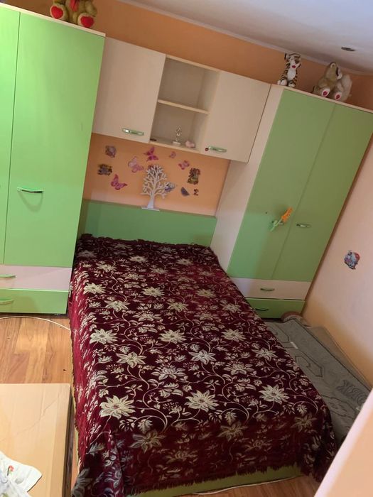 Vând dormitor tineret sau copii