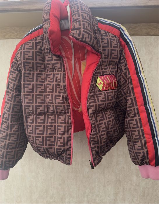 Яке Fendi , много топло