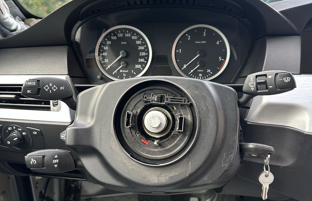 Dezmembrez bmw e61/e60 535d