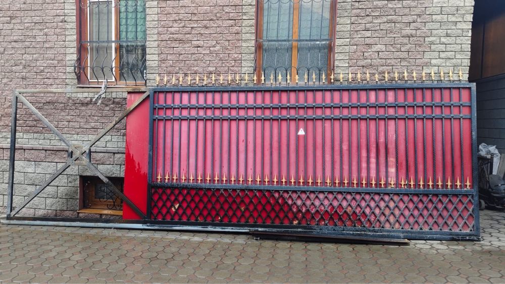 Продаю Ворота…..