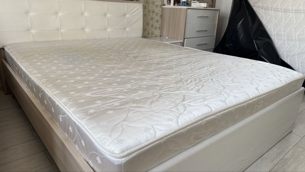 Матрас комфортный
