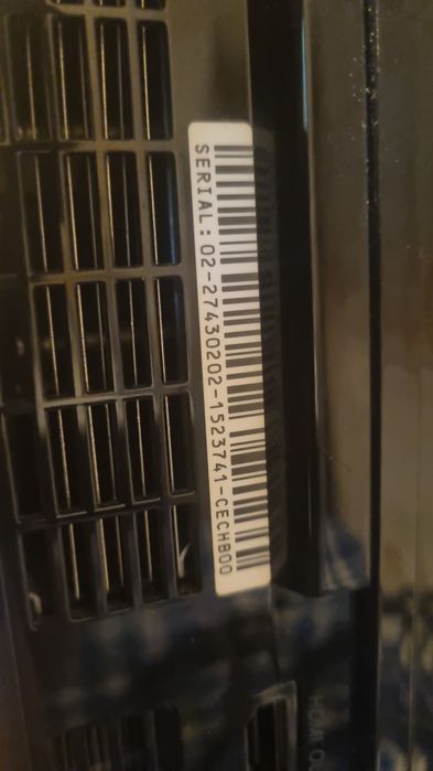 Vand PS3, HW backwards compatible, model CECHB00